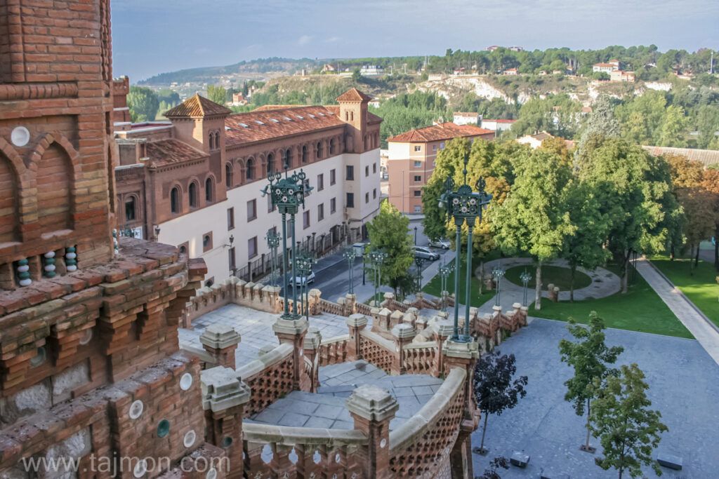 Przewodnik po Teruel: Odkryj Romantyczne Miasto Hiszpanii